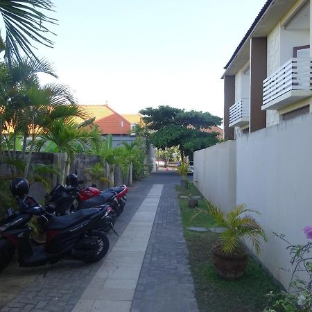 Soraya Apartment Seminyak 外观 照片